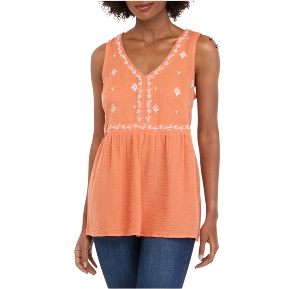 Cupio || NWT || Embroidered Sleeveless V-Neck Cotton Gauze Top - Picture 6 of 6